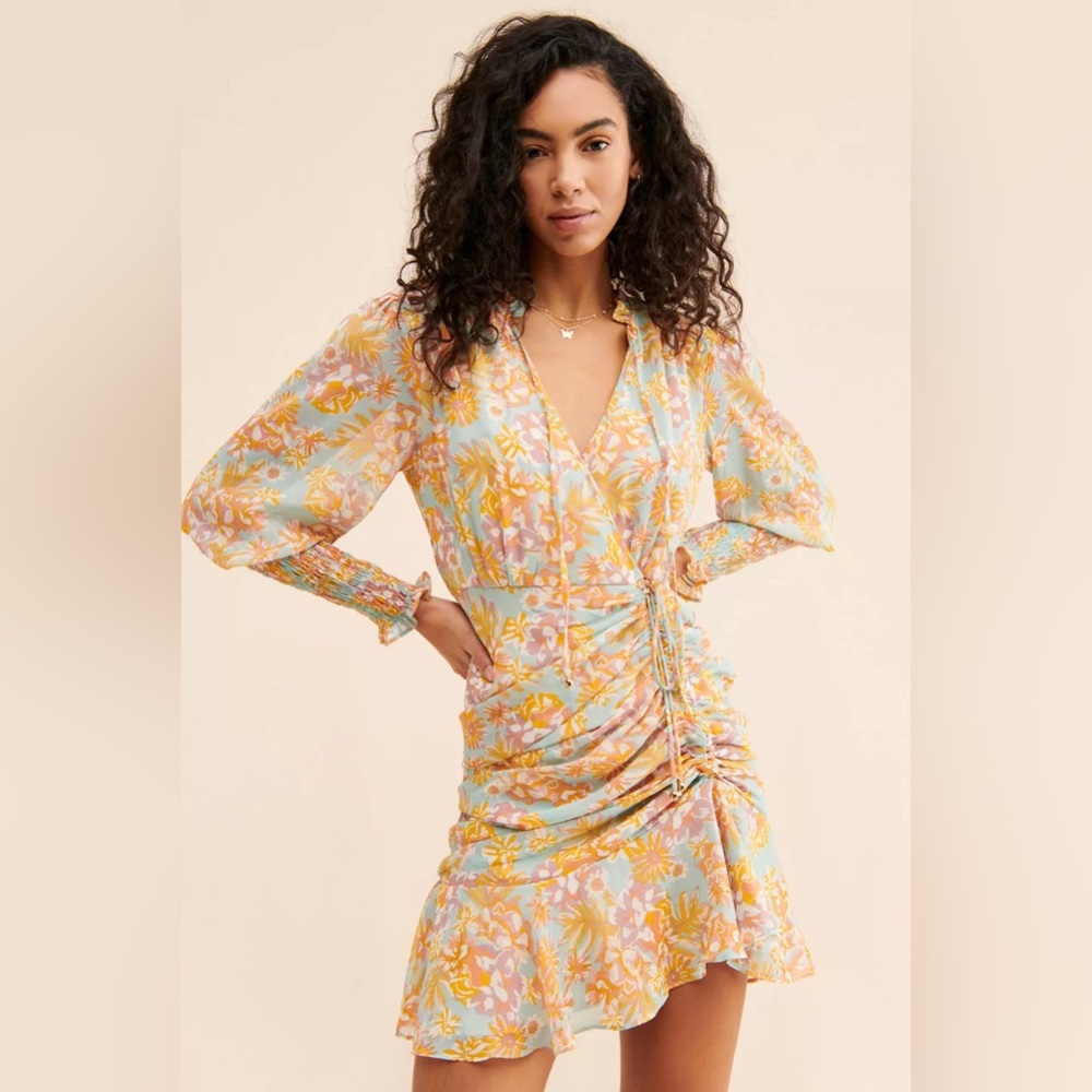 Dress Forum Camilla Floral Ruched mini dress M Y2K coquette romantic girly
